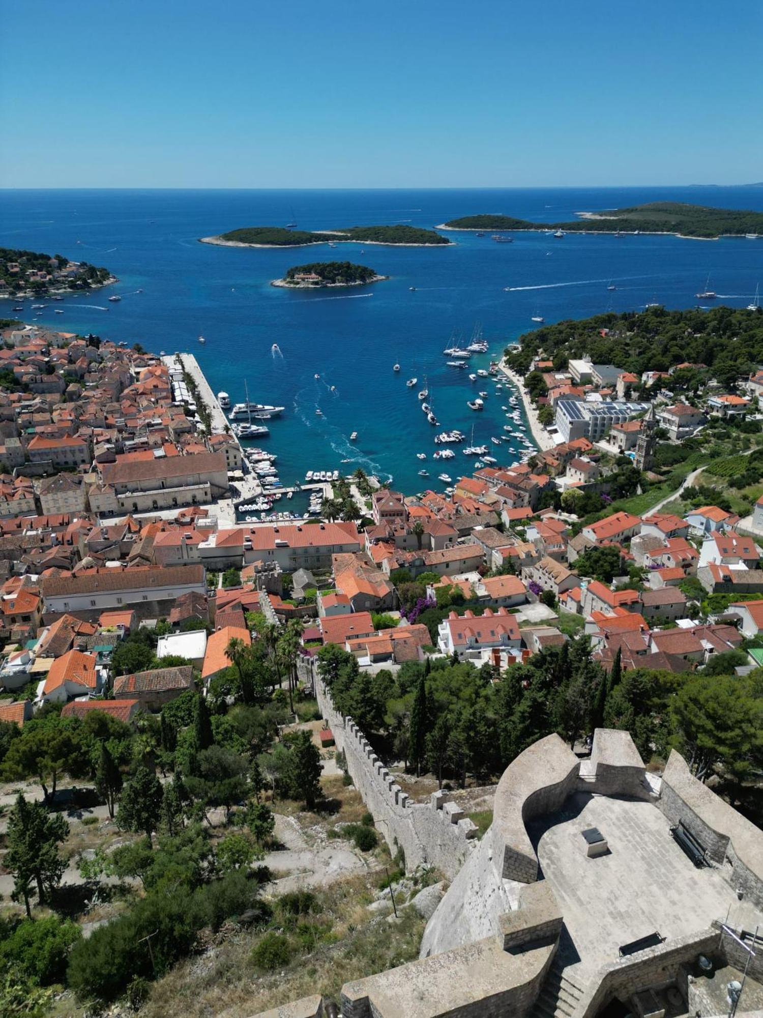 Apartments Huljic Hvar Town Exteriör bild